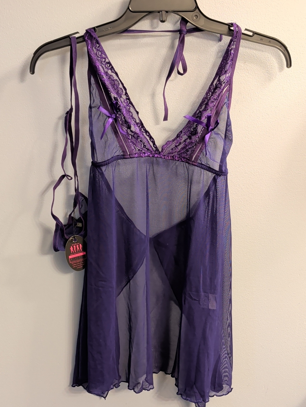 Delicate Purple Lace-Trim Chemise with Bow Accents